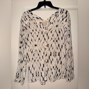 Side Stitch Black and White Patterned Blouse